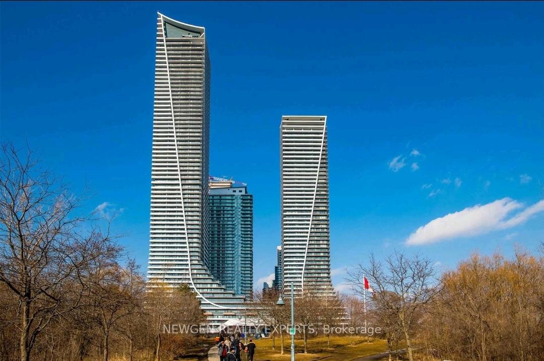 30-shore-breeze-drive-etobicoke-ontario-w12566466