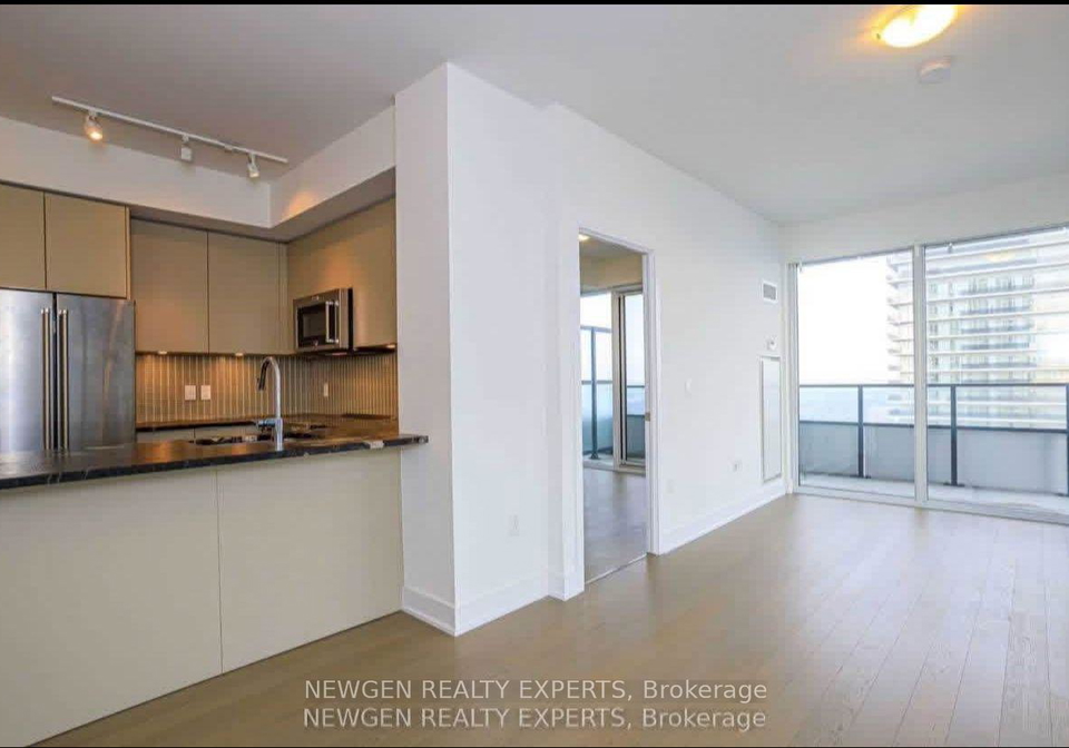 30-shore-breeze-drive-etobicoke-ontario-w12566466