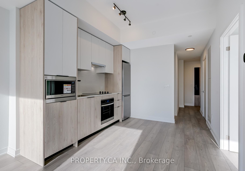 1007-the-queensway-etobicoke-ontario-w12567346