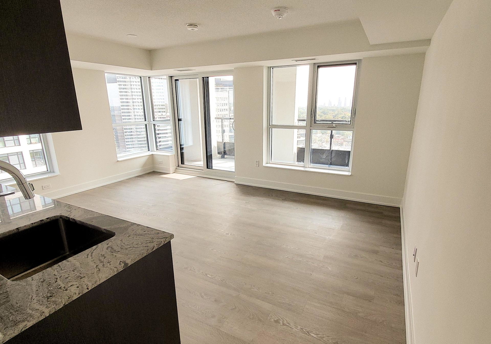 9-mabelle-avenue-etobicoke-ontario-w12567574