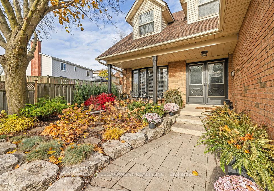 2139-deerwood-drive-burlington-ontario-w12568060