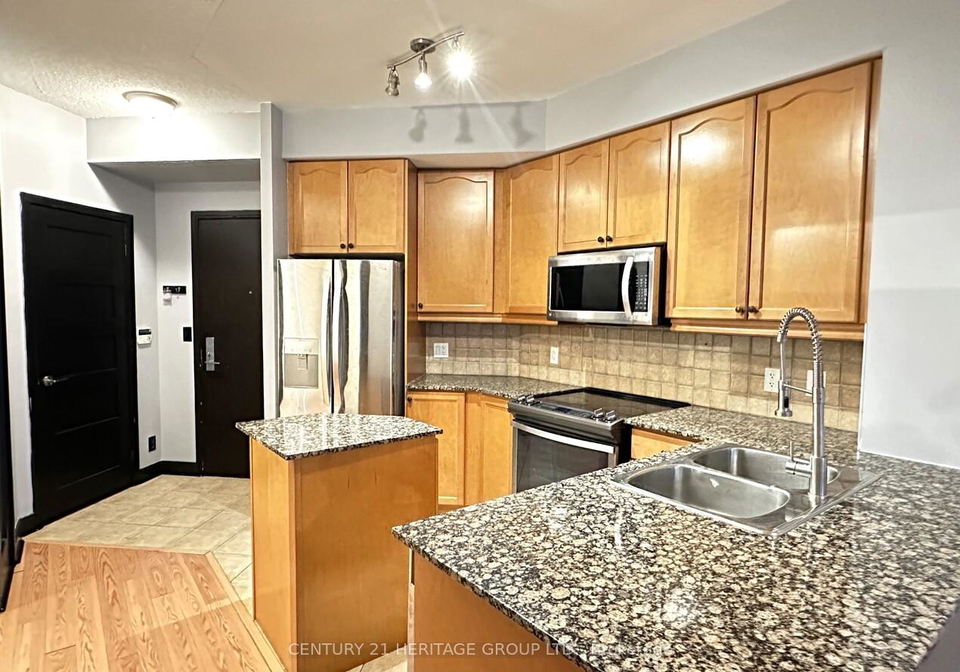 70-absolute-avenue-mississauga-ontario-w12568188