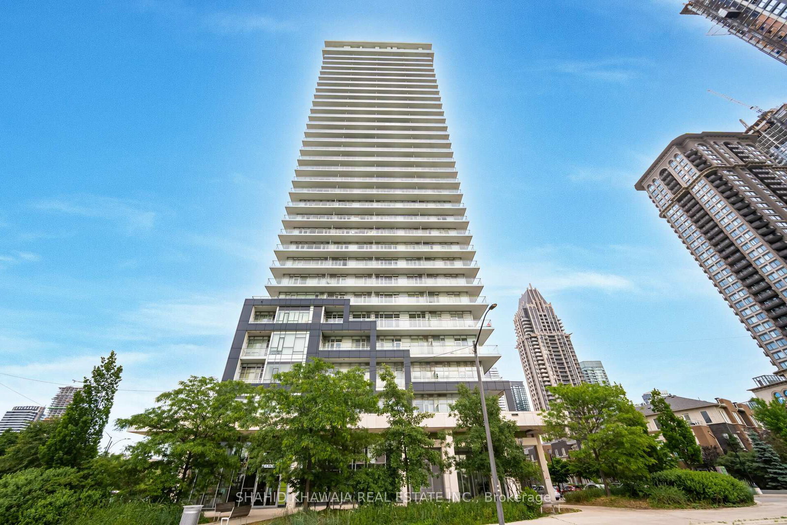 360-square-one-drive-mississauga-ontario-w12568194