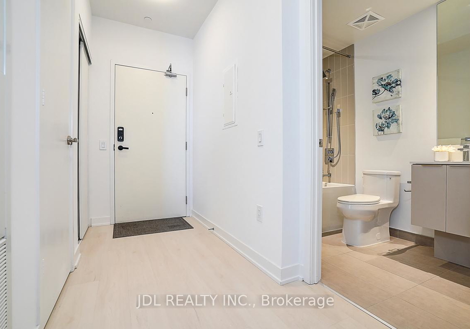3900-confederation-parkway-mississauga-ontario-w12568690