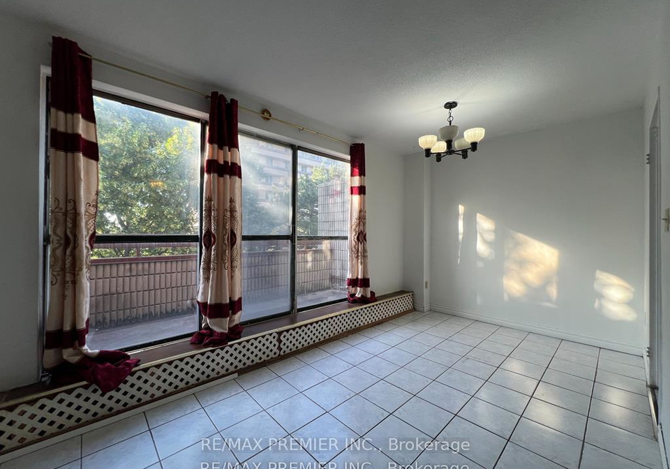 10-eddystone-avenue-york-ontario-w12568844