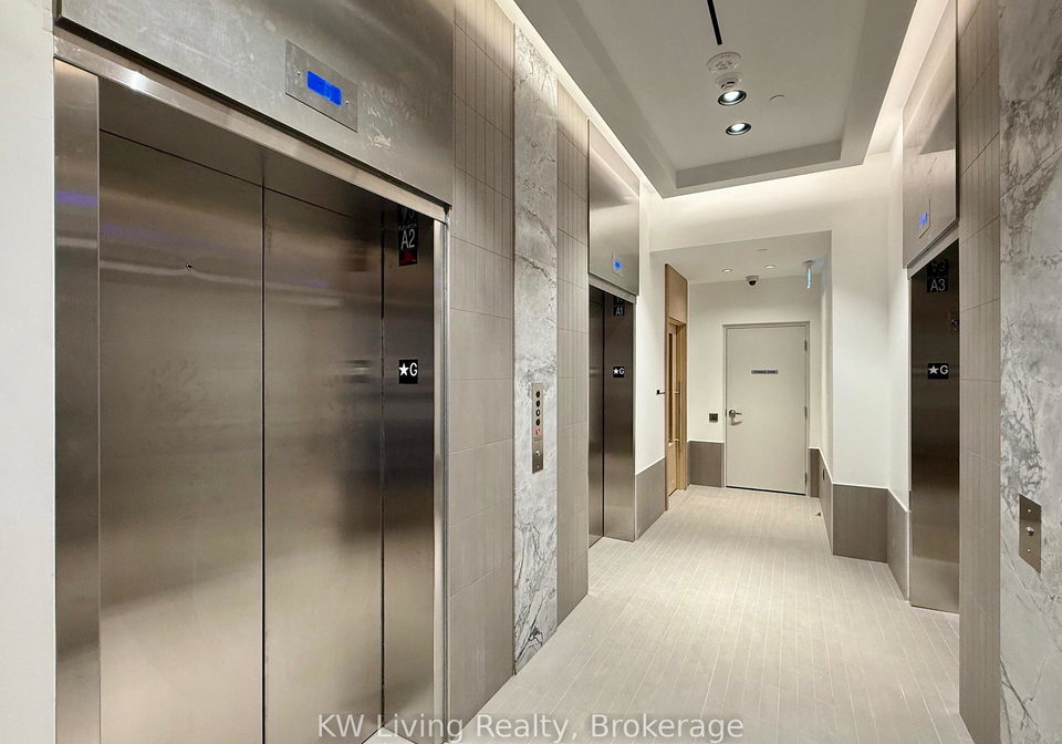 395-square-one-drive-mississauga-ontario-w12568954