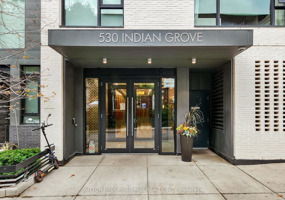 530-indian-grove-toronto-ontario-w12569134