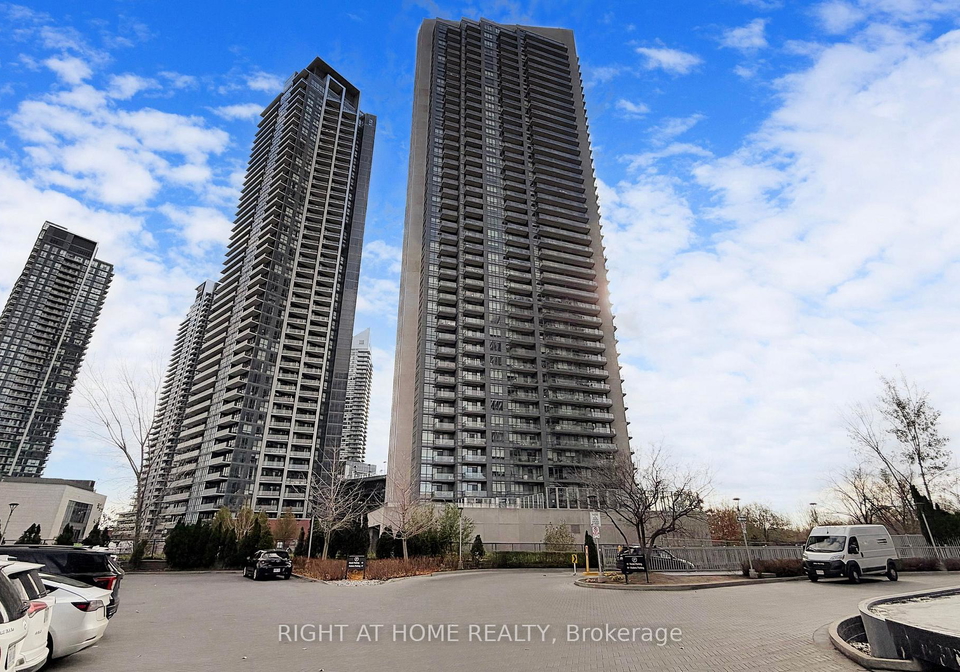 36-park-lawn-road-etobicoke-ontario-w12569138