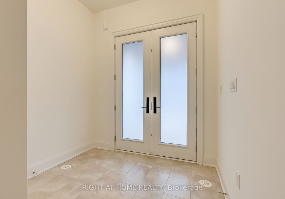 3319-taha-gardens-oakville-ontario-w12569438