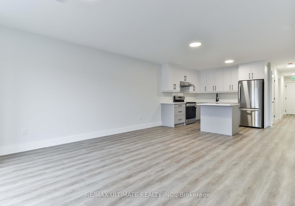 6-chudleigh-road-toronto-ontario-w12569474