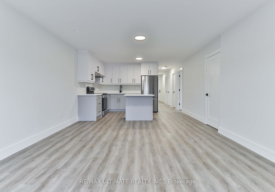 6-chudleigh-road-toronto-ontario-w12569474