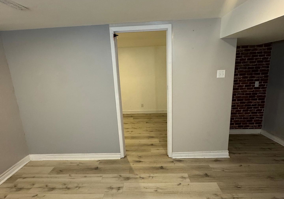 246-john-garland-basement-boulevard-etobicoke-ontario-w12569576