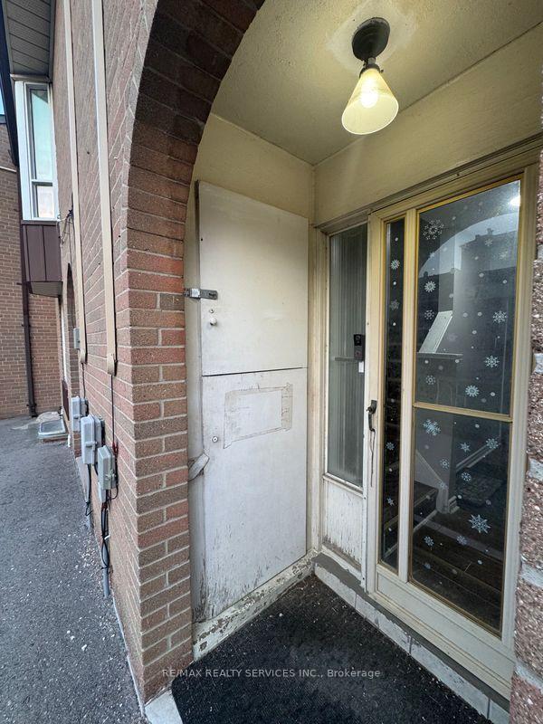 246-john-garland-main-boulevard-etobicoke-ontario-w12569586