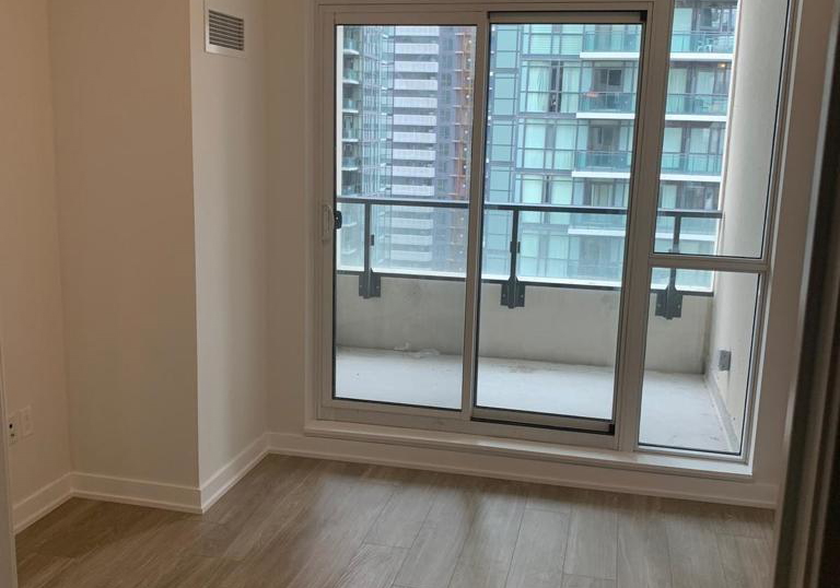 4055-parkside-village-drive-mississauga-ontario-w12570382