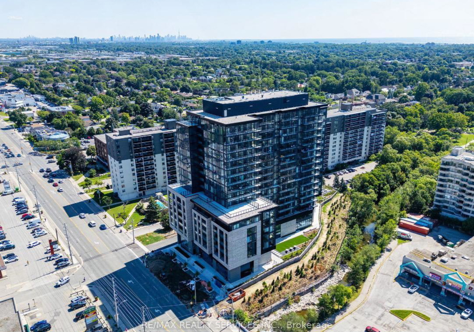 86-dundas-street-e-mississauga-ontario-w12570906