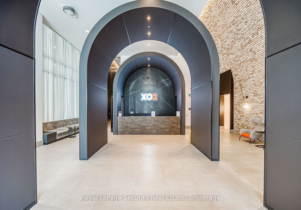 285-dufferin-street-toronto-ontario-w12571512