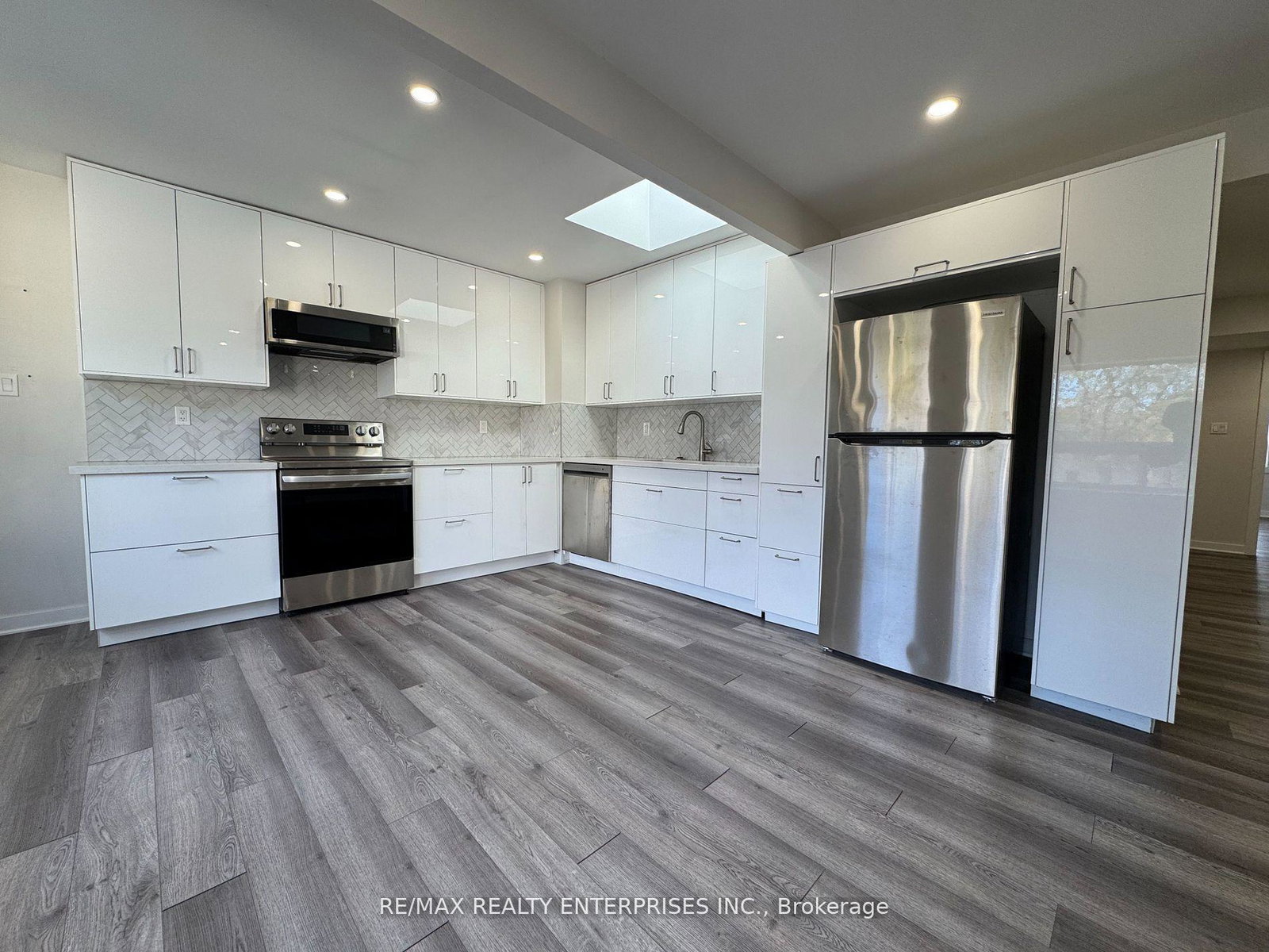 285-lakeshore-road-e-mississauga-ontario-w12571640