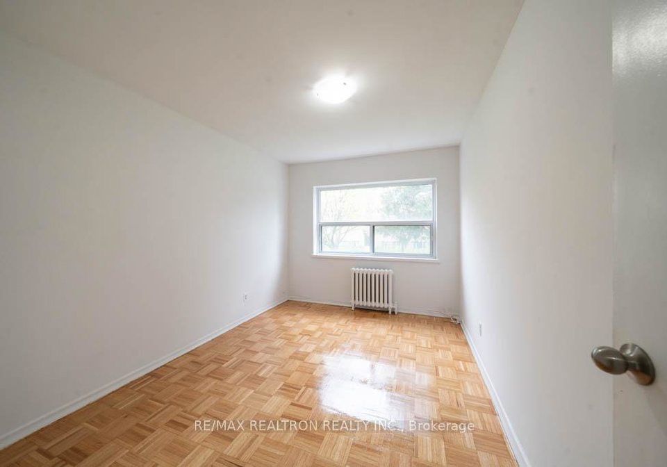 2035-prospect-street-burlington-ontario-w12571770