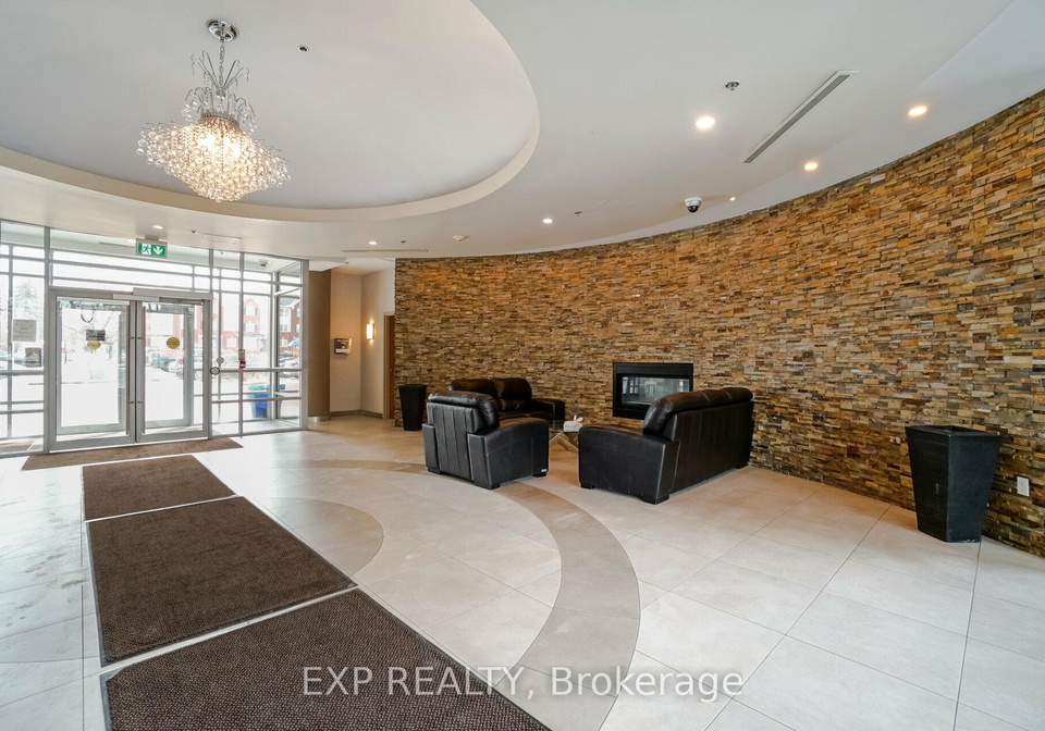 215-queen-street-e-brampton-ontario-w12572150