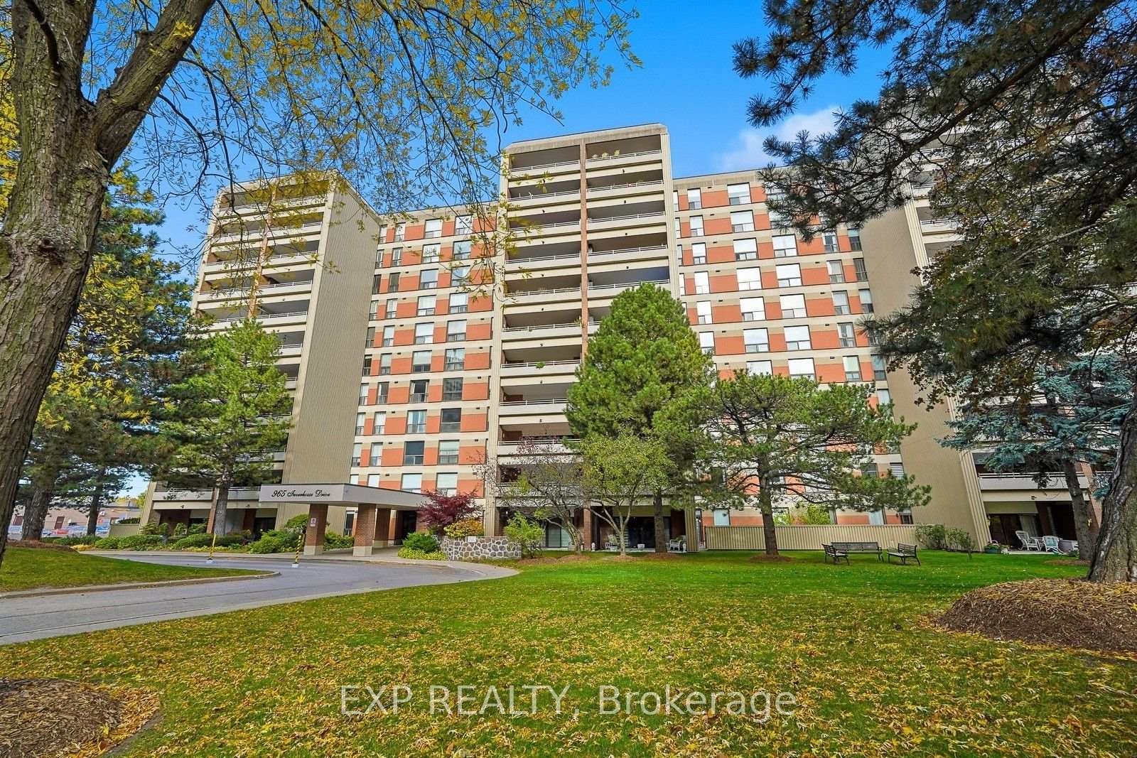 965-inverhouse-drive-mississauga-ontario-w12572336