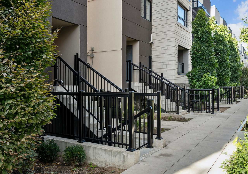 1135-cooke-boulevard-burlington-ontario-w12572652