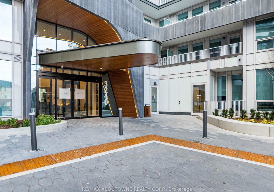 3240-william-colston-avenue-oakville-ontario-w12572916