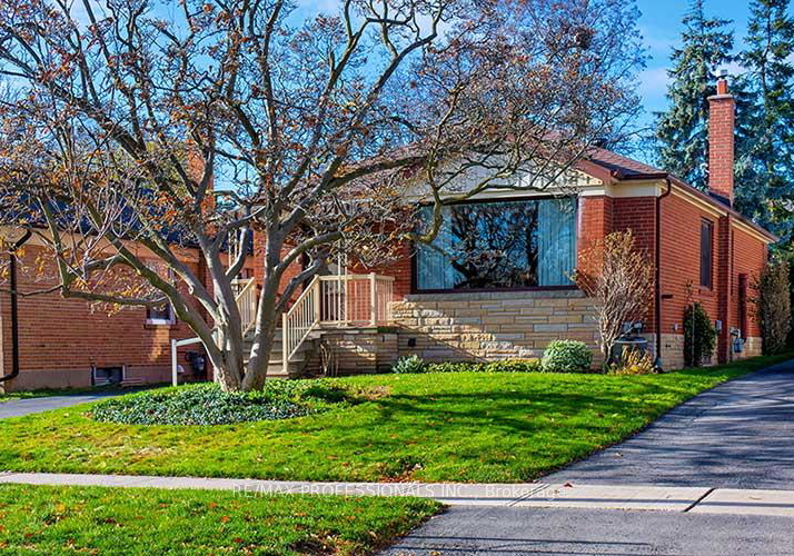 32-northampton-drive-etobicoke-ontario-w12572930