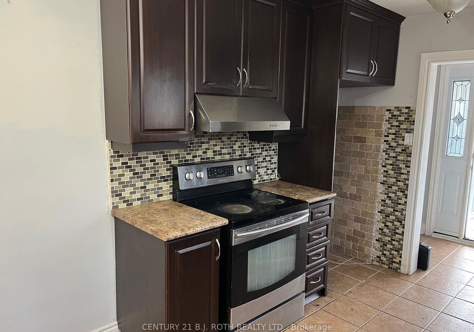 33-bimini-crescent-w-york-ontario-w12573058