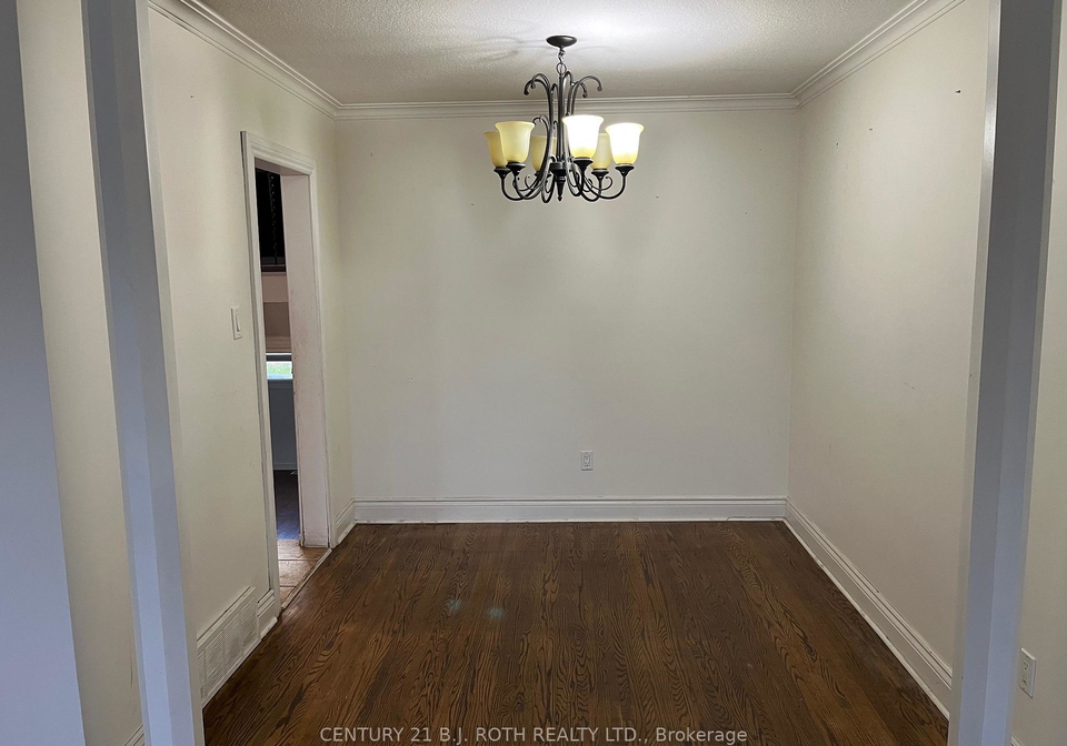 33-bimini-crescent-w-york-ontario-w12573058