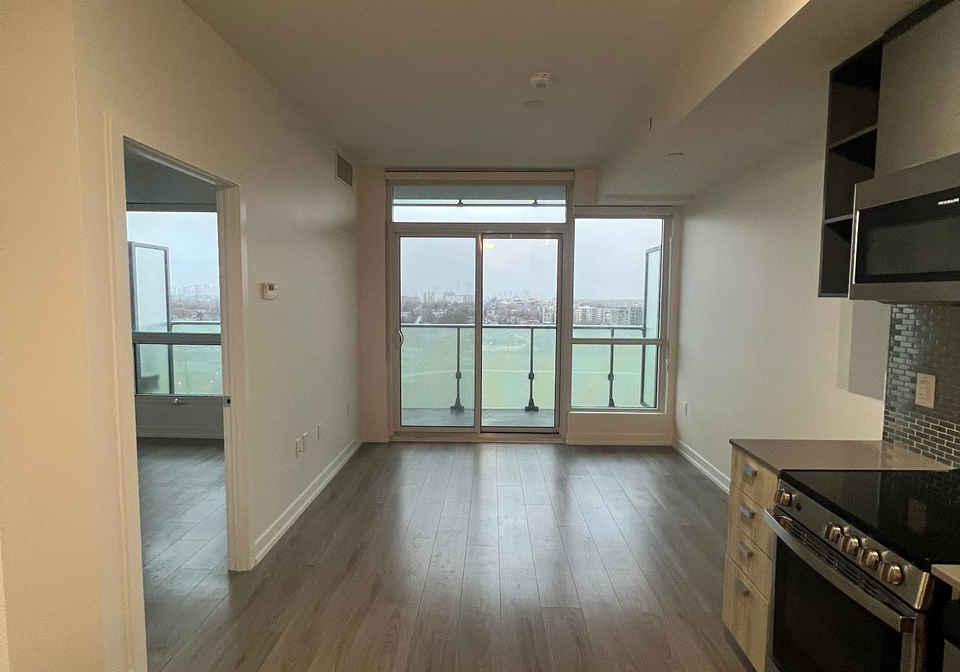 10-de-boers-drive-york-ontario-w12573334
