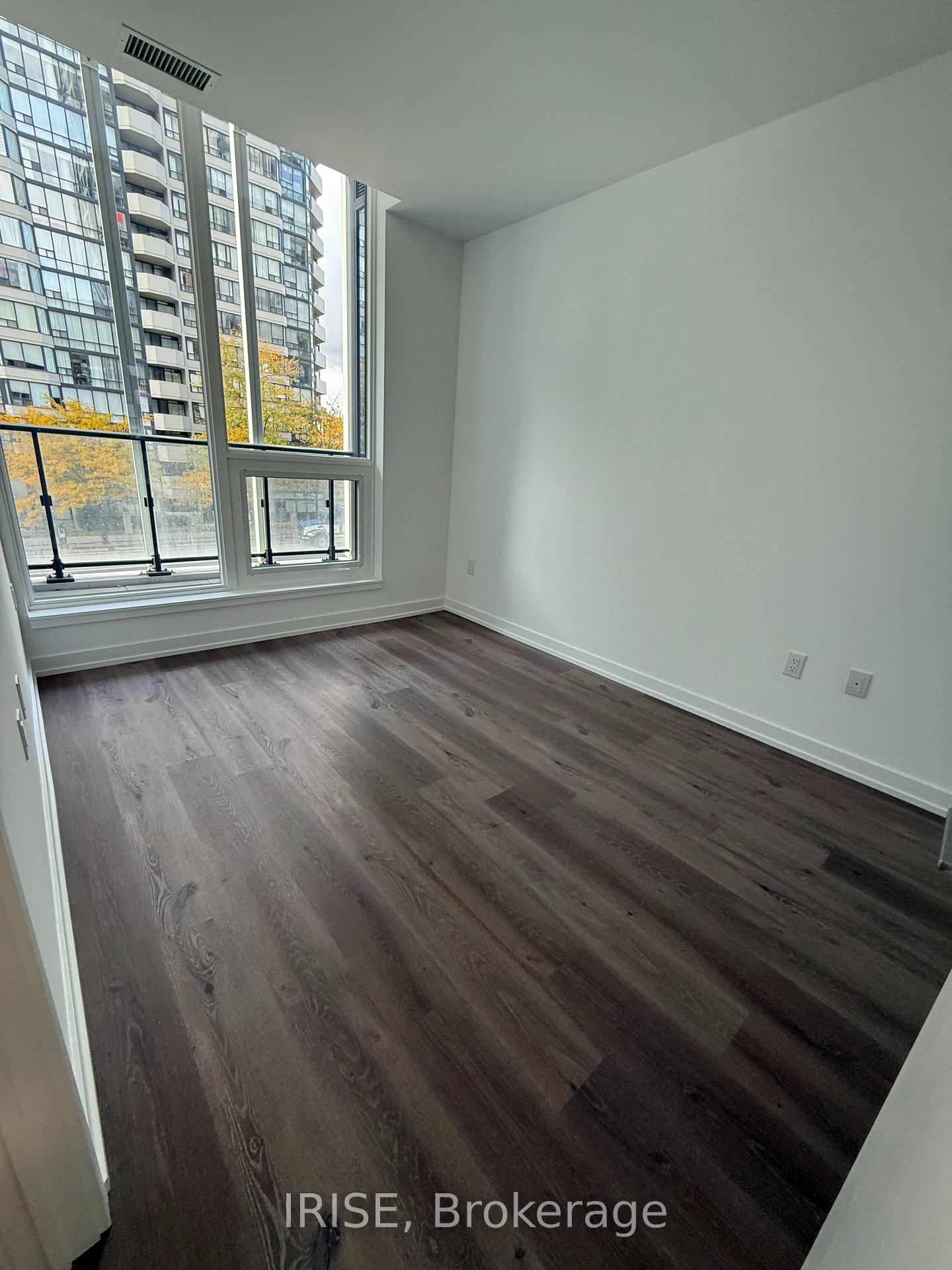 395-square-one-drive-mississauga-ontario-w12573414