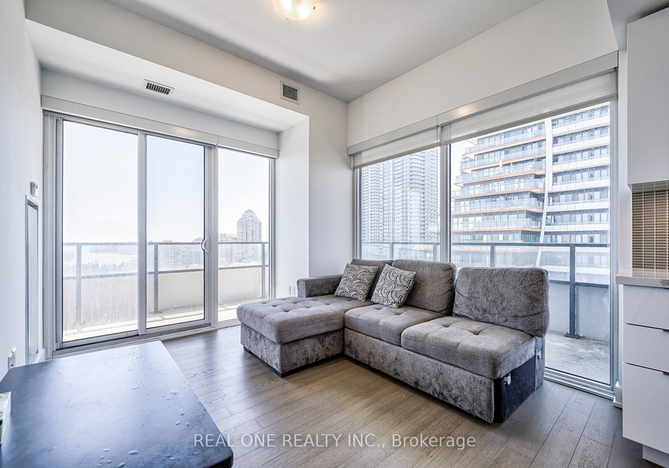 20-shore-breeze-drive-etobicoke-ontario-w12573726