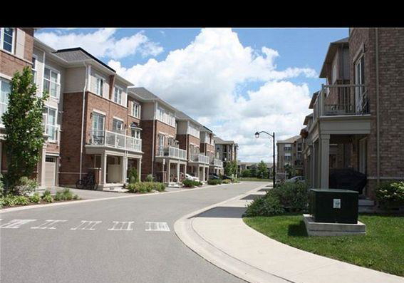 165-hampshire-way-milton-ontario-w12573754