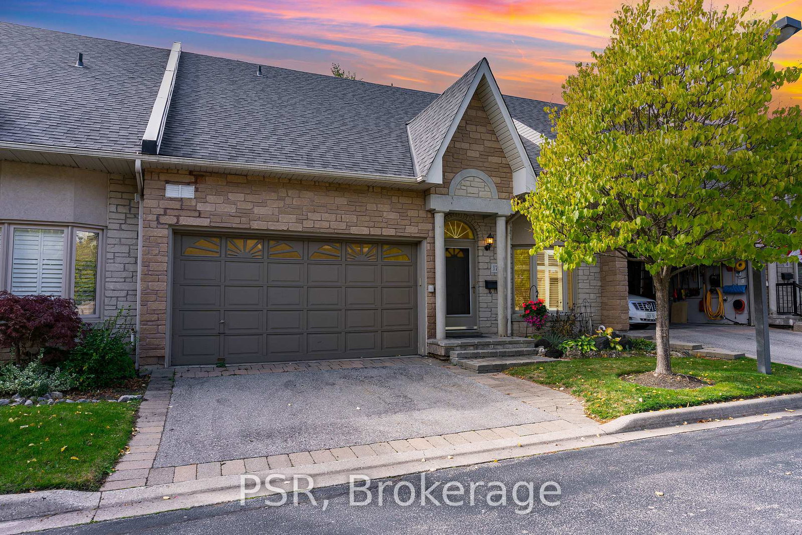 1010-cristina-court-mississauga-ontario-w12573840