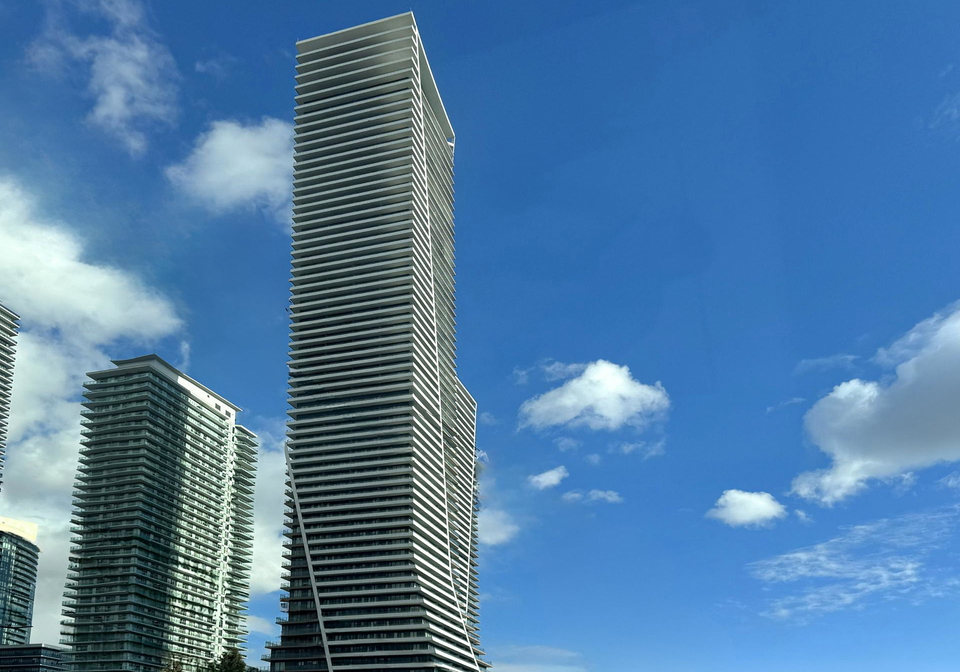 30-shore-breeze-drive-etobicoke-ontario-w12574100