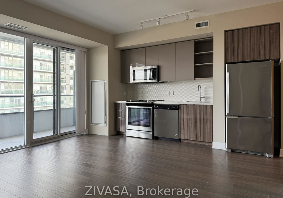 30-shore-breeze-drive-etobicoke-ontario-w12574100