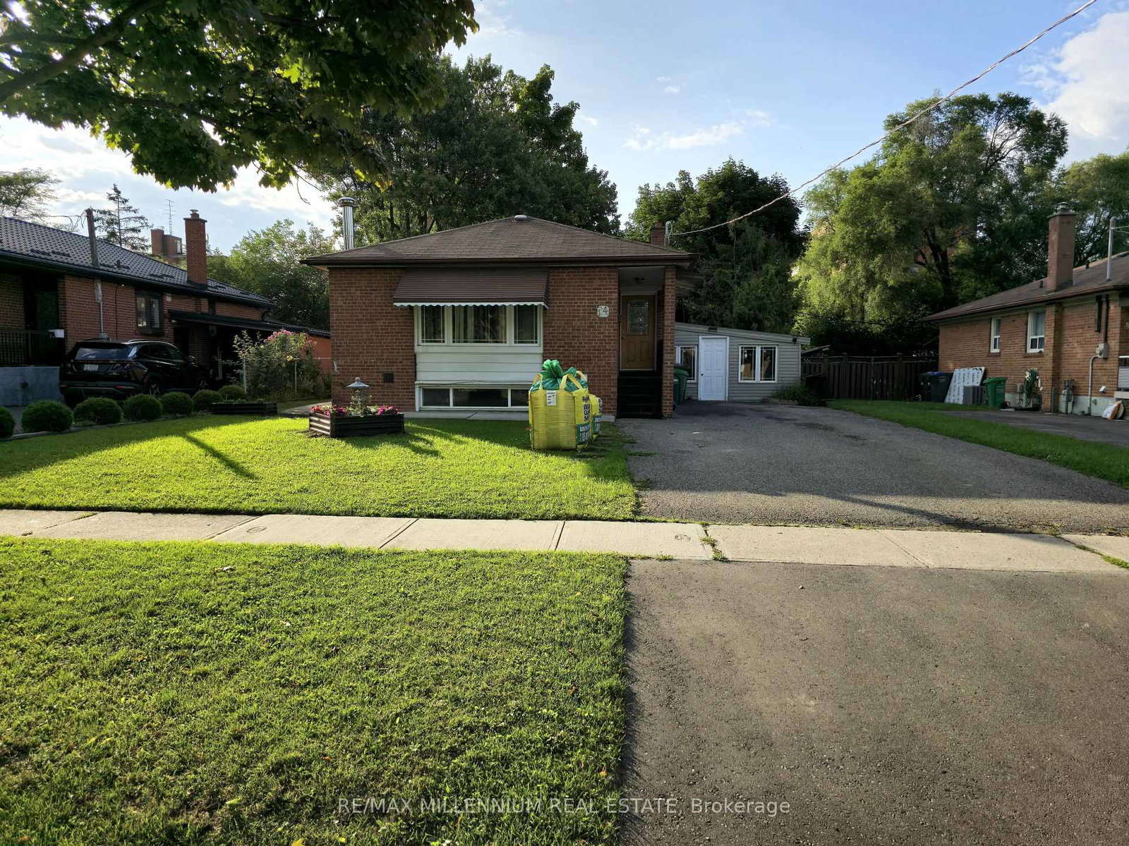 14-charles-street-brampton-ontario-w12574402