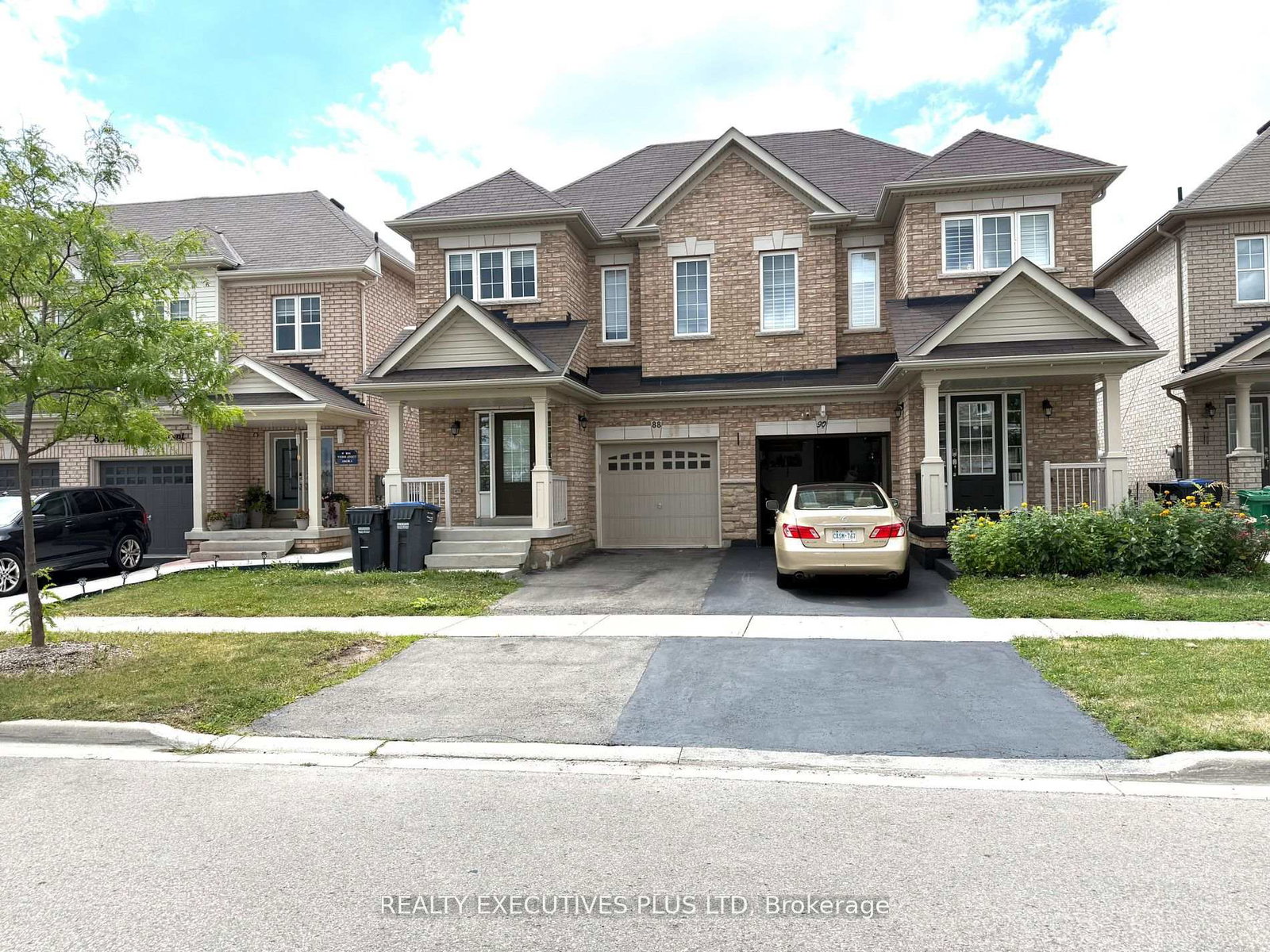 88-banbridge-crescent-brampton-ontario-w12574468