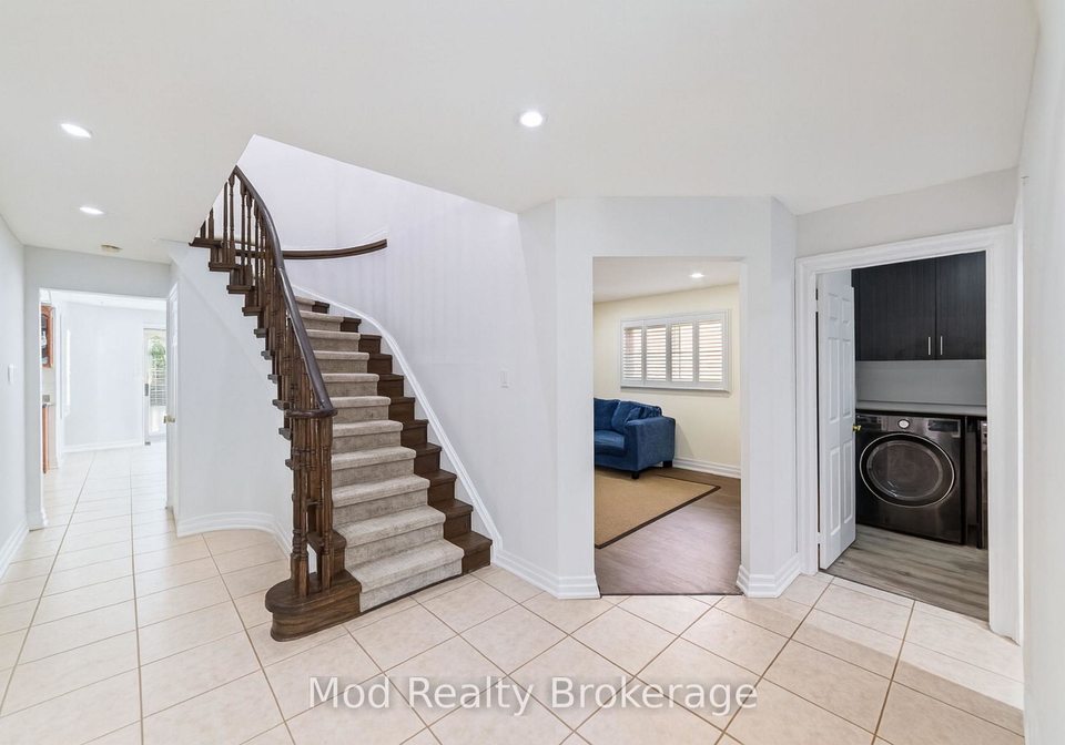 415-everton-drive-mississauga-ontario-w12574510