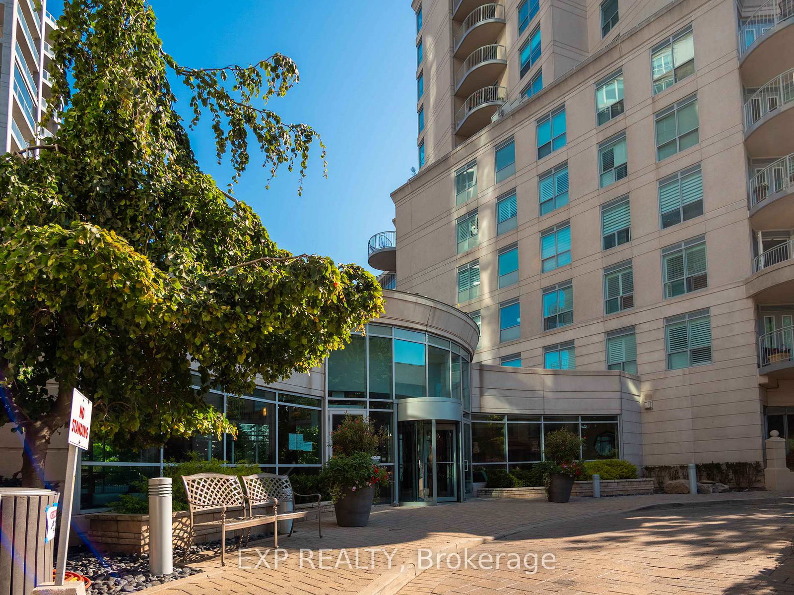 2111-lakeshore-boulevard-w-etobicoke-ontario-w12574612