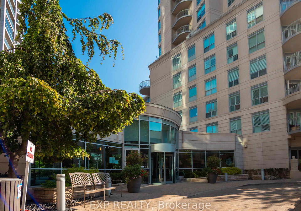 2111-lakeshore-boulevard-w-etobicoke-ontario-w12574612