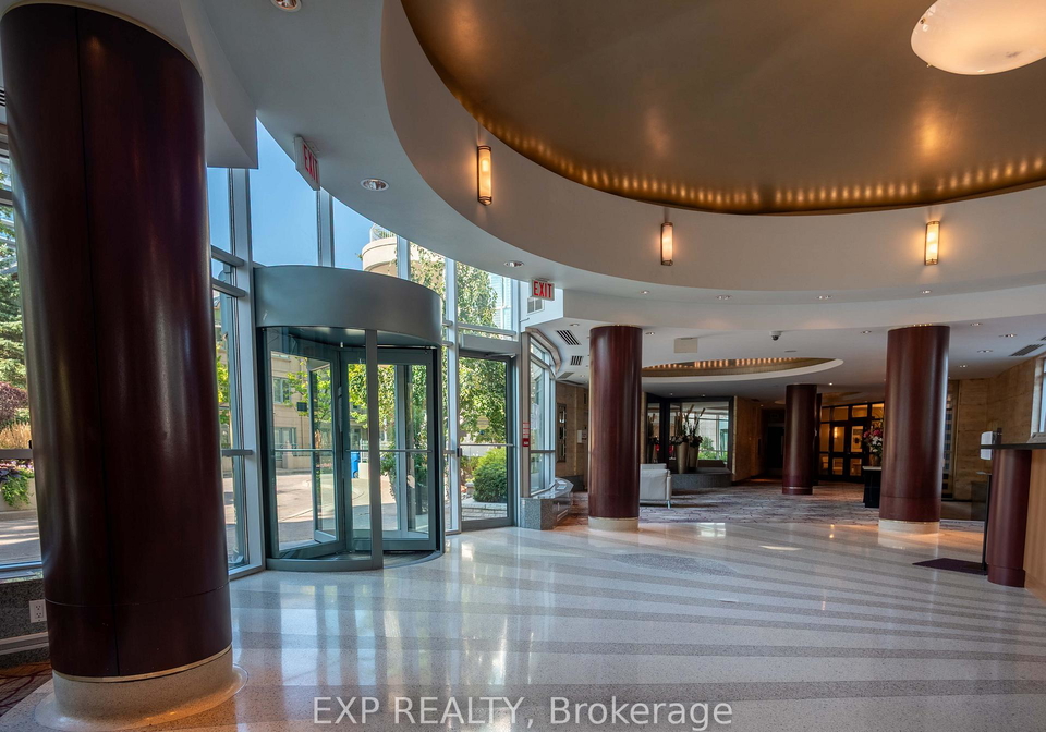 2111-lakeshore-boulevard-w-etobicoke-ontario-w12574612