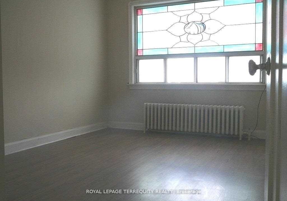 1268-the-queensway-etobicoke-ontario-w12575458