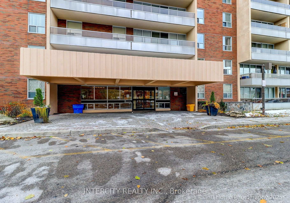 25-four-winds-drive-york-ontario-w12575676