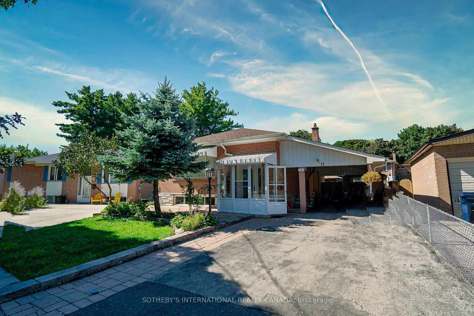 11-buckhorn-place-etobicoke-ontario-w12575818