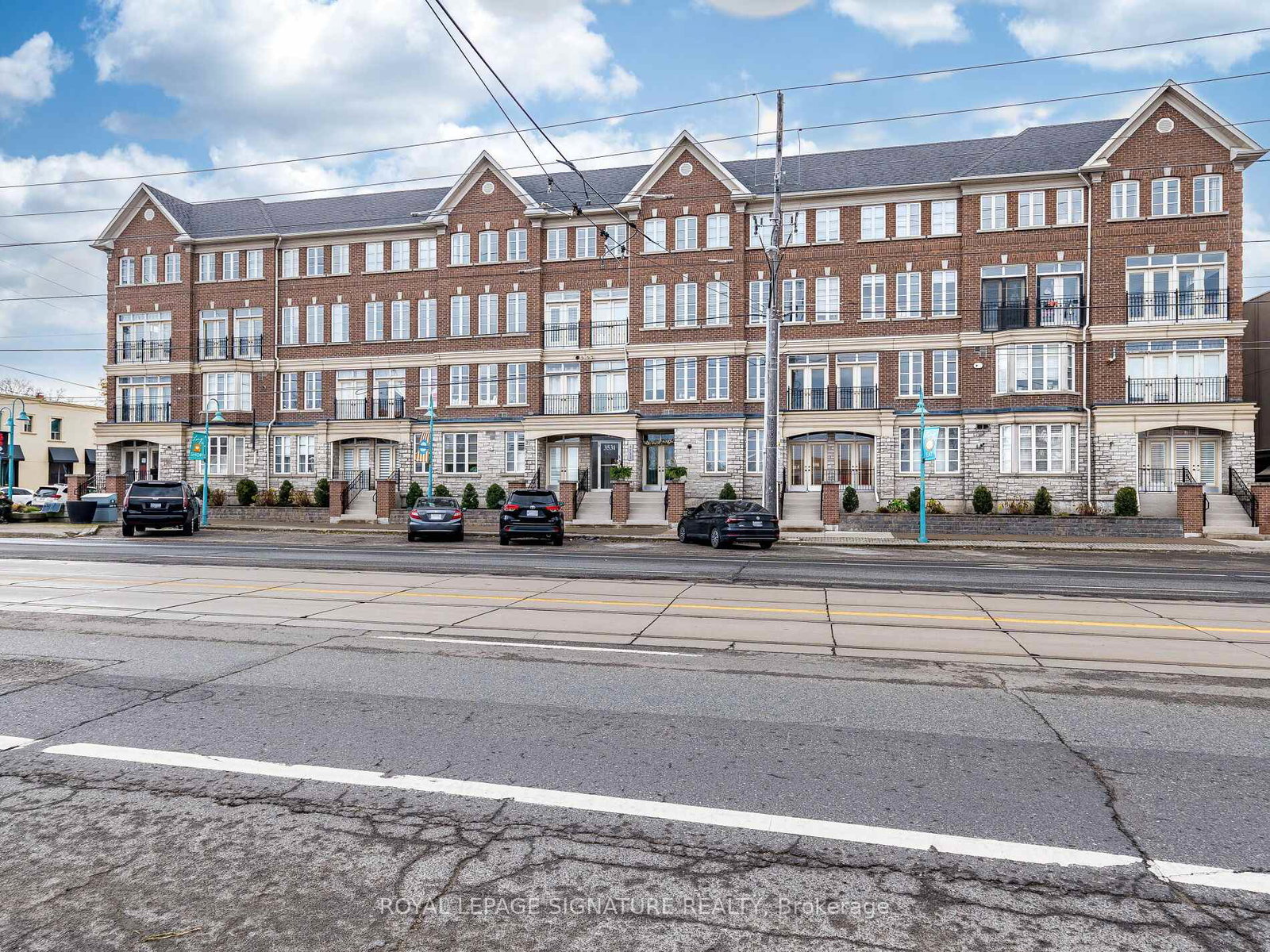 3531-lake-shore-boulevard-etobicoke-ontario-w12576074