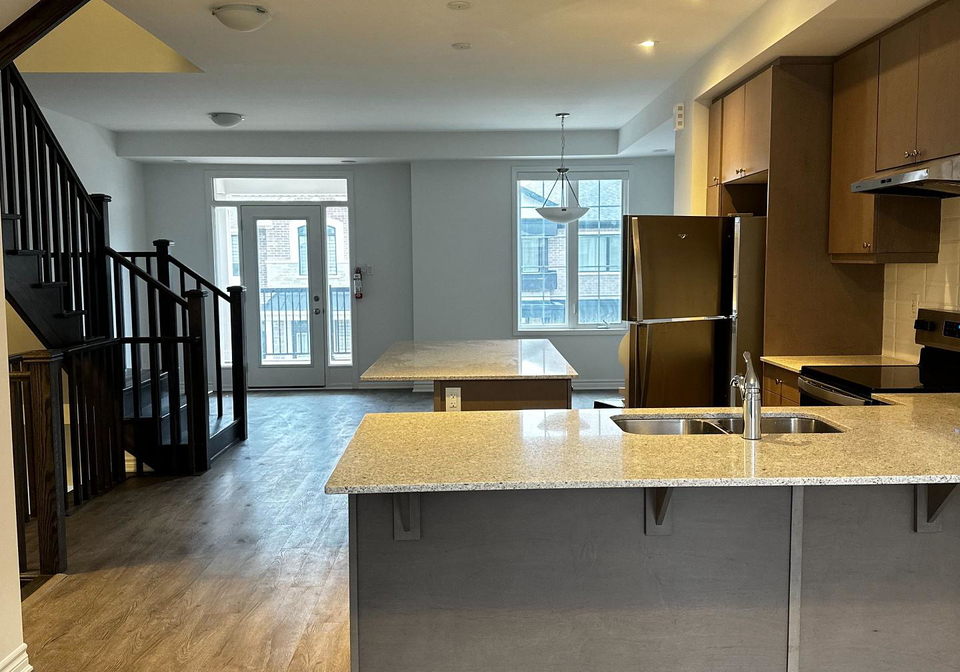 1259-lily-crescent-milton-ontario-w12576144