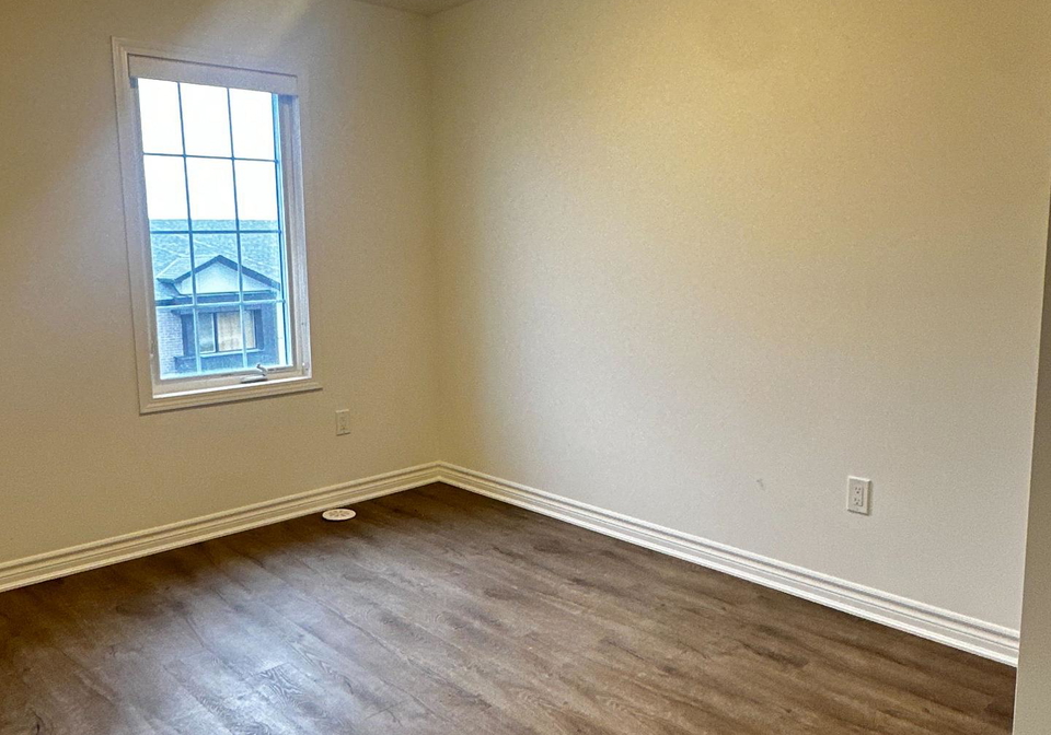 1259-lily-crescent-milton-ontario-w12576144