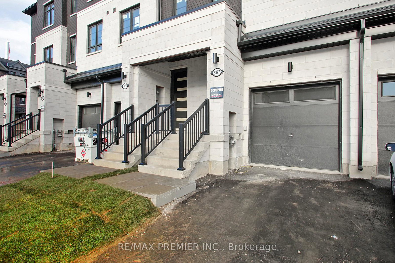 5897-saigon-street-mississauga-ontario-w12576524
