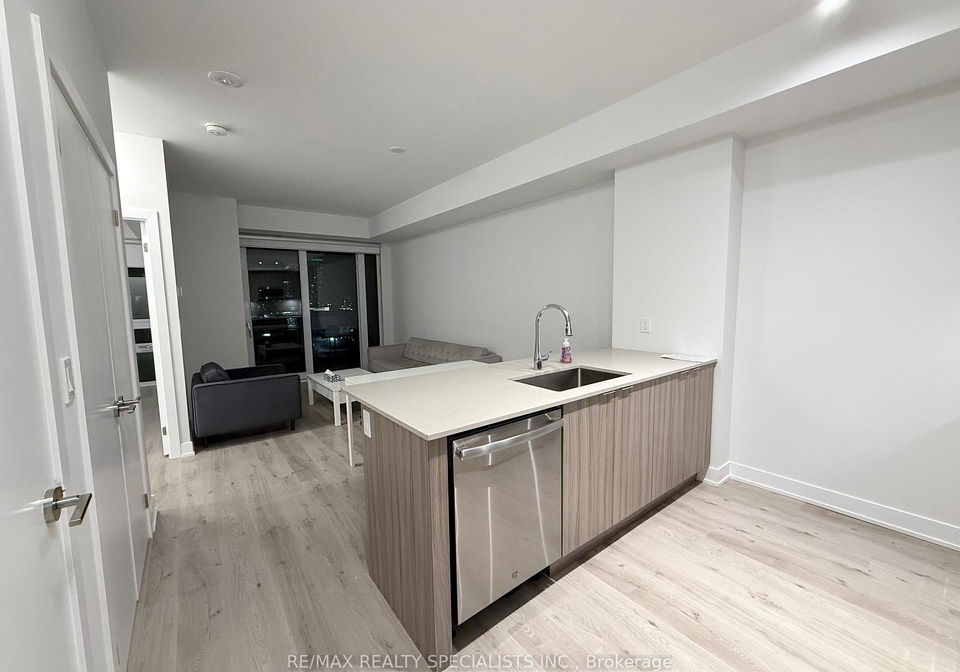 430-square-one-drive-mississauga-ontario-w12576534